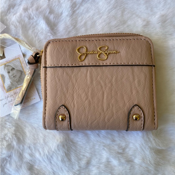 Jessica Simpson Brielle Small Zip Around - Picture 1 of 6